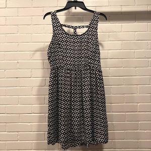 Xhilaration Black & White Sleeveless Dress, Large